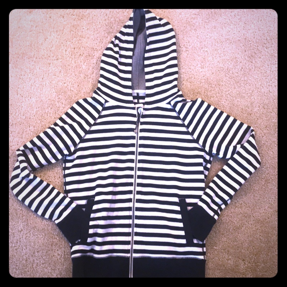 Lululemon zip up hoodie